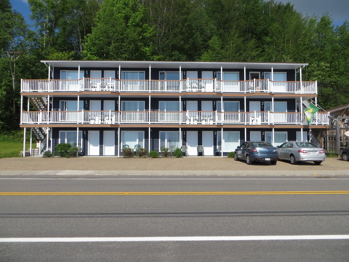 Restaurant Motel De La Plage Saint-Irénée Exterior foto
